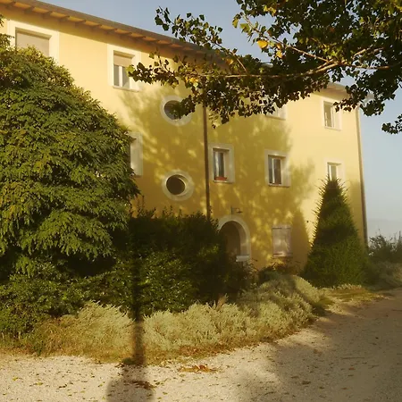 La Giana Apartment *